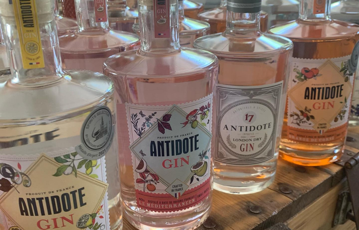 Gratis ginsmagning hos Fru Hansens Butik & Café