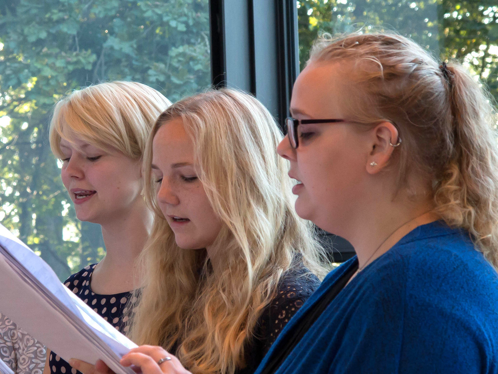 Fællessang og aftenåbent på KunstCentret Silkeborg Bad