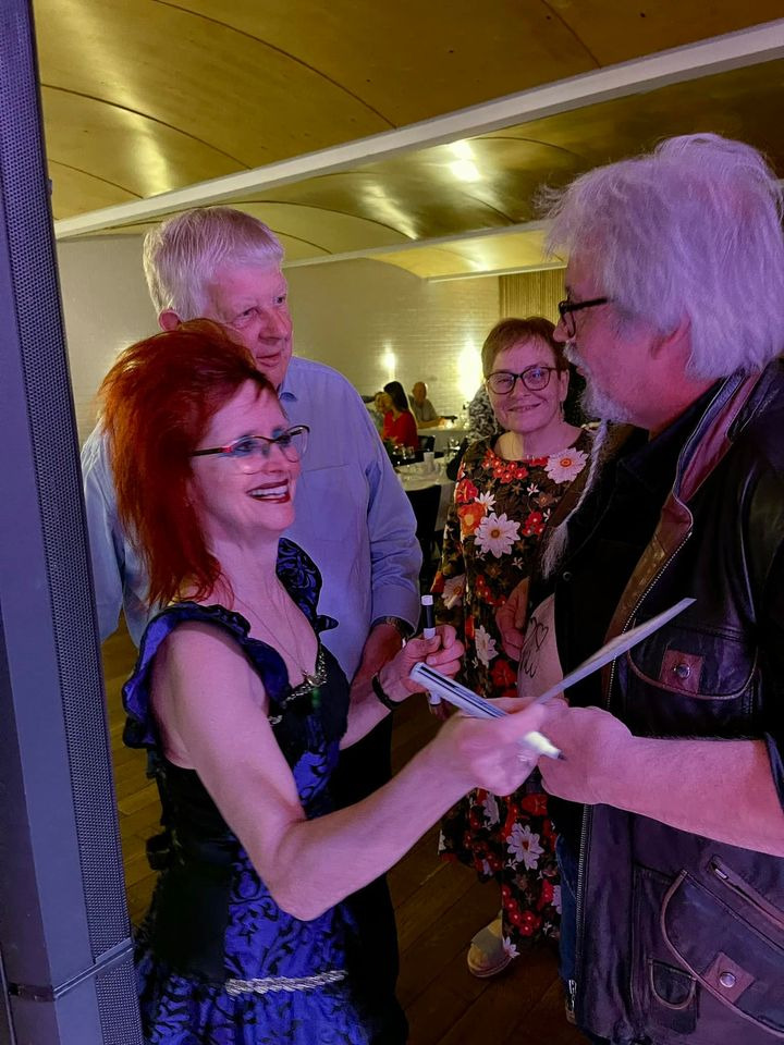 Hold dig ajour med dagens opdateringer fra Ikast