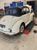 Kerteminde Auto ApS bringer liv til klassikere fra 1954 midt i travl sommerperiode