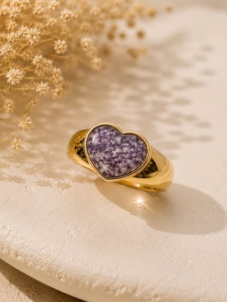 Smykke Design By Mette P præsenterer Hjerteminde-ringen på webshoppen