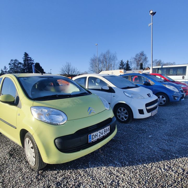 TT CARS ApS tilbyder biludlejning med fri kilometer for 3.000 kr. pr. måned