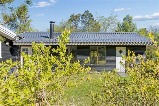 Grevinge Kanalvej 79 er til salg for kun 450.000 kr.: Se de billigste boliger til salg i Grevinge her