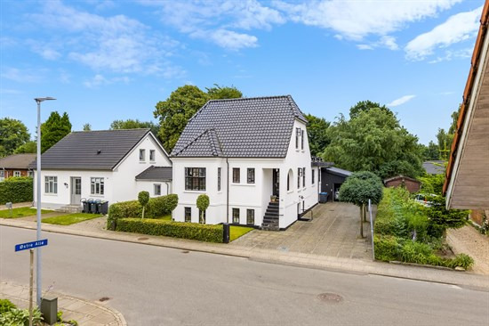 Top 6 over dyreste boliger til salg i Brørup. Priser op til 3.295.000 kr