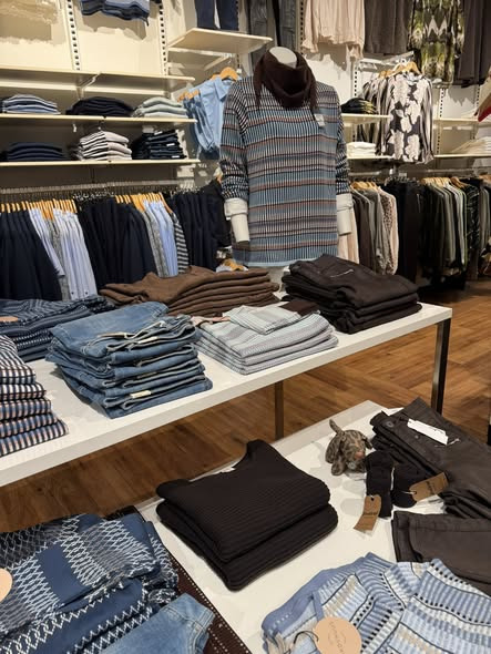 Skott Aalborg præsenterer lørdagsshopping med Skovhuus: Opdag forårets nye farvekombinationer