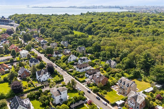 Top 6 over dyreste boliger til salg i Charlottenlund. Priser op til 48.000.000 kr
