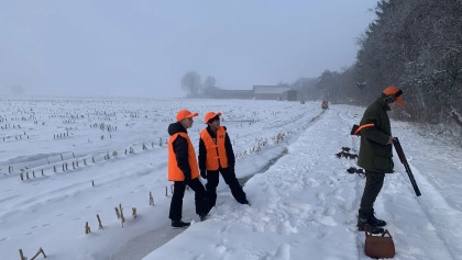 Jagt med røde kinder, fællesskab og god mad