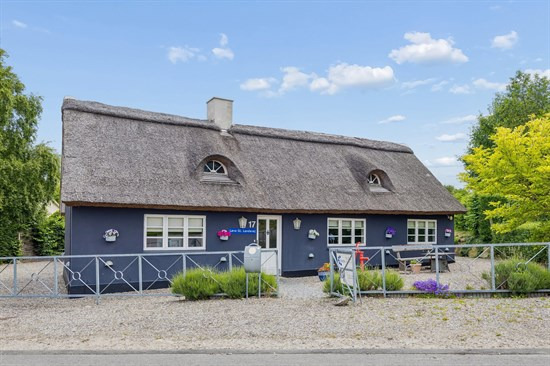 Hovedgaden 34 er til salg for kun 895.000 kr.: Se de billigste boliger til salg i Høng her