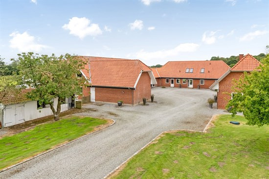 Agtrup Midtskovvej 115 og 1 anden boliger er kommet til salg denne uge i Bjert - se boligerne her.