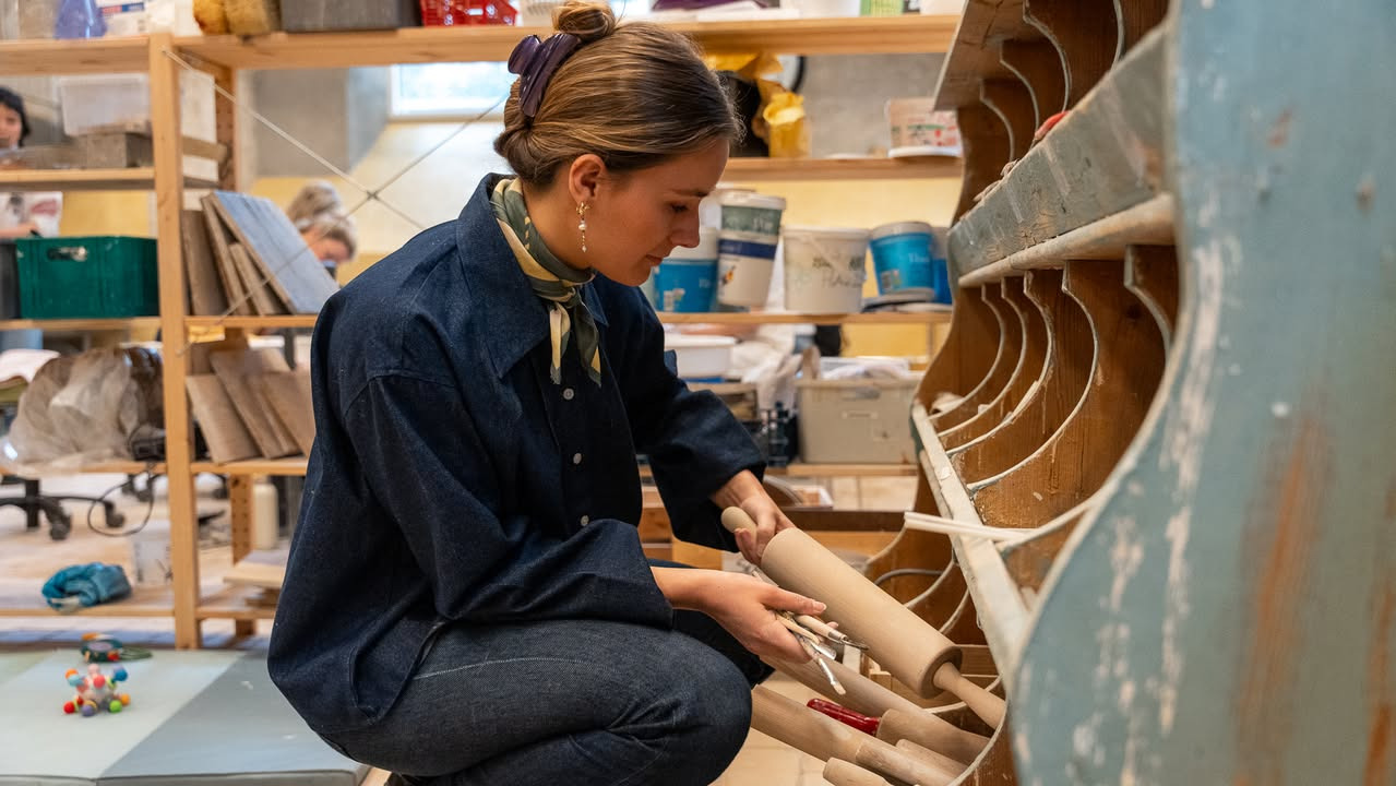 Fokus Folkeoplysning inviterer til keramikretreat i sommerferien