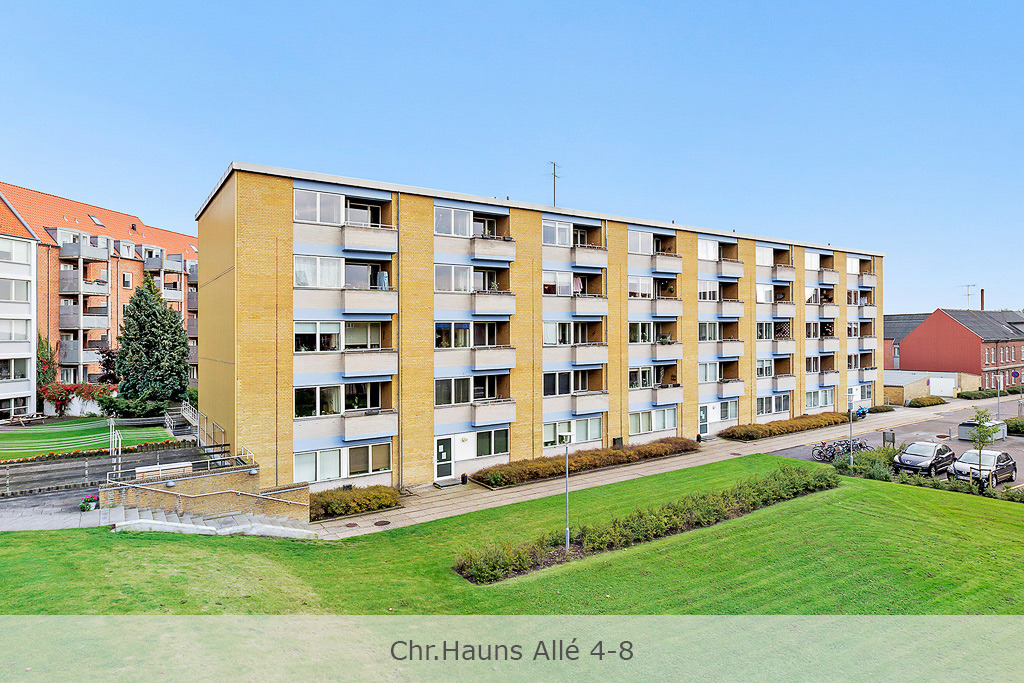 Stor totalrenoveret stuelejlighed med egen terrasse klar til udlejning hos RandersBolig