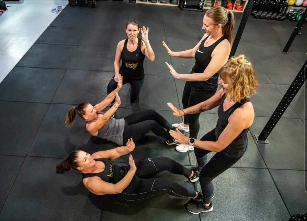 Formiddagsbootcamp hos LeneS: Personlig træning og socialt samvær i trygge omgivelser