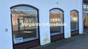 Nørgaards Køreskole åbner i nye lokaler i Kaas Midtby