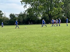 HIK 2 viser gode takter trods udfordringer mod Hellas