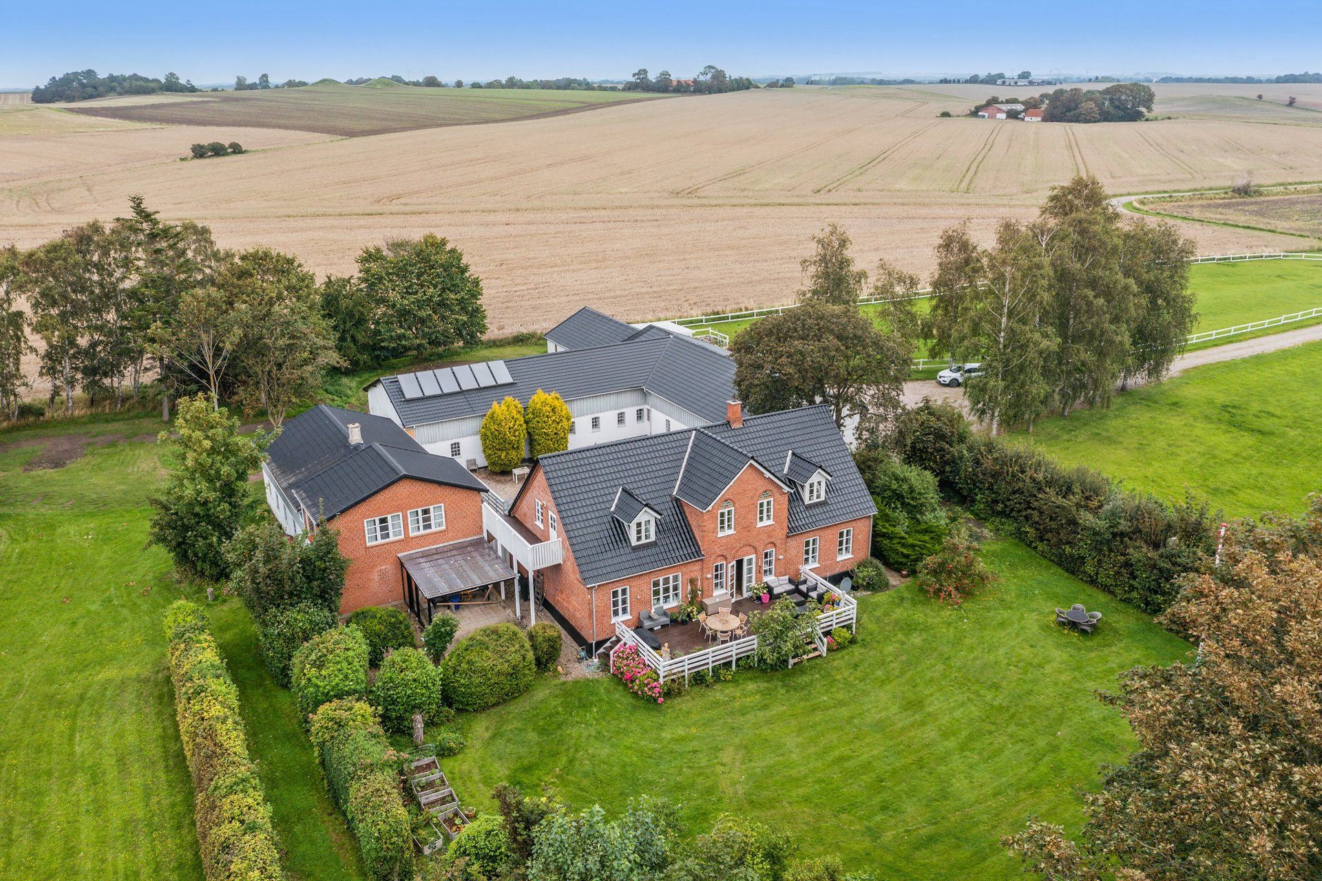 Dalby Strandvej 8, Dalby til salg for 3,8  mio. kroner - Se 5 andre boliger til salg i Gørlev