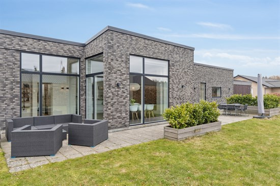 Klavervej 18 og 3 andre boliger er kommet til salg denne uge i Køge - se boligerne her.