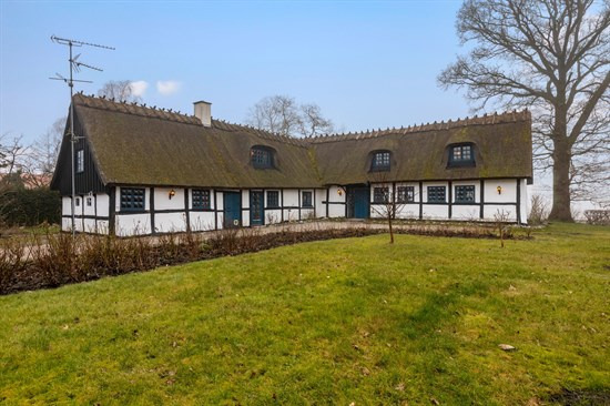 Pris sat ned med 177.000 kr. på Kirkegade 2A