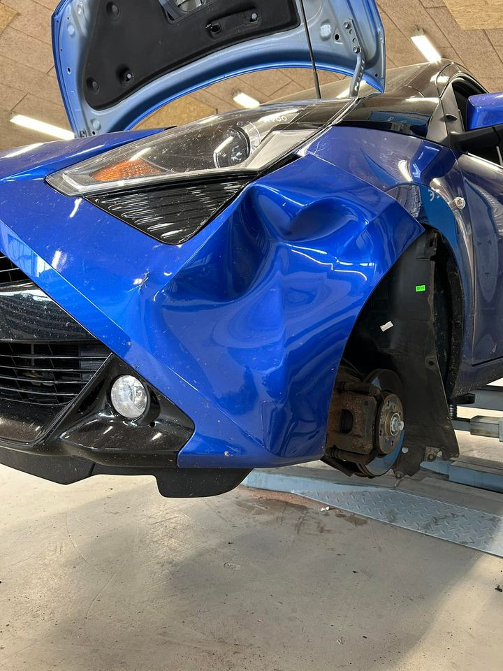 Nordisk Skadecenter tilbyder hjælp ved bilskader og gratis lånebil under reparation