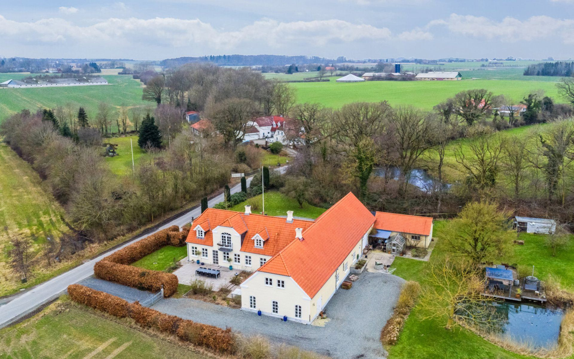 Eksklusiv bolig for 4,095 mio. kroner er netop kommet til salg i Gråsten - Se den og de dyreste boliger her