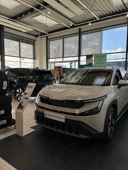 Autocentralen Viborg holder åbent med Škoda Epiq, Škoda Peaq og pølsevogn