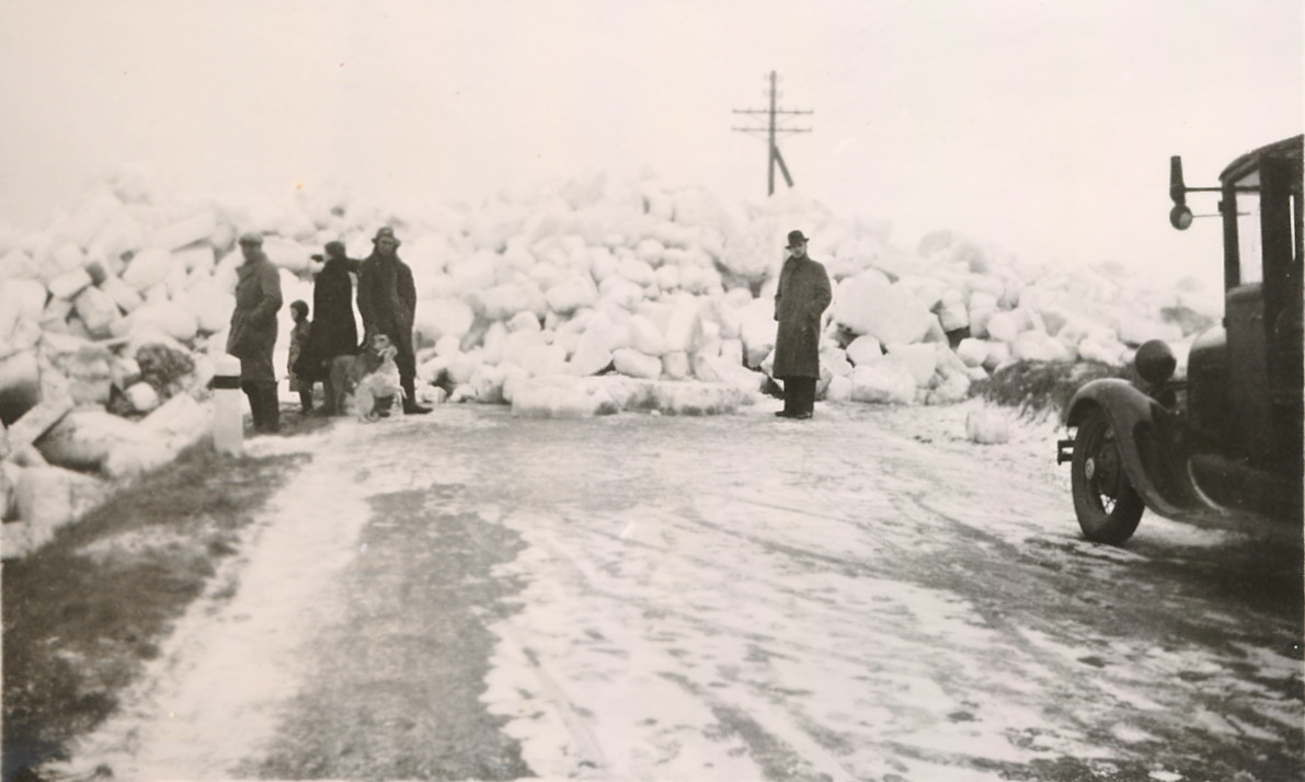 Præsentation af "Post på Samsø" årbog i Besser Forsamlingshus