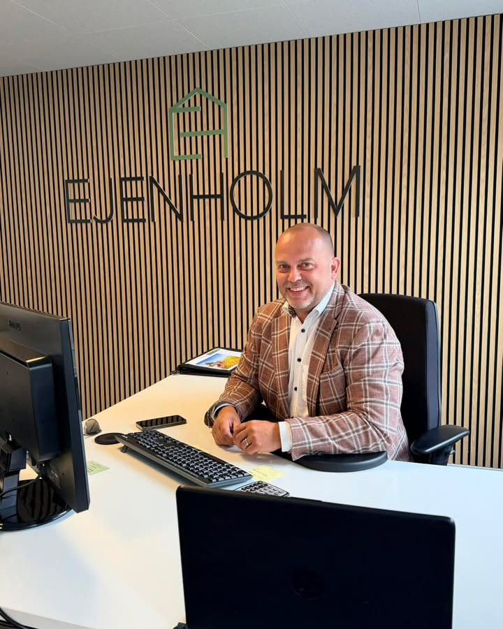 EJENHOLM BOLIG & ERHVERV holder åbent hele sommeren