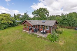 Birkemose 138 og 1 anden boliger er kommet til salg denne uge i Sydals - se boligerne her.