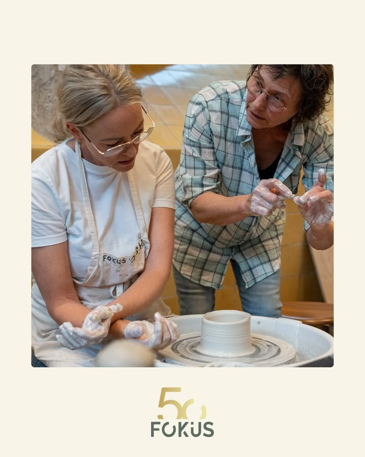 Fokus Folkeoplysning inviterer til åbent hus og fejrer 50-års jubilæum