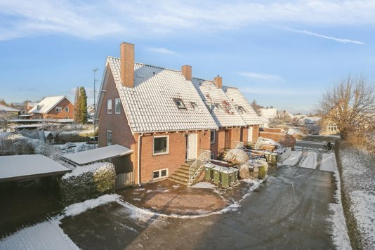 Til salg hos Nybolig Hvidovre - Alexander Holm ApS: Sjældent udbudt enderækkehus