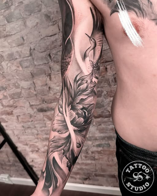 Tattoo Studio 96 Aalborg opfordrer til at booke tattoo-session med Sasha