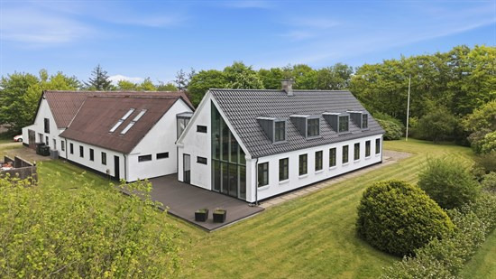 Top 6 over dyreste boliger til salg i Grindsted. Priser op til 6.495.000 kr