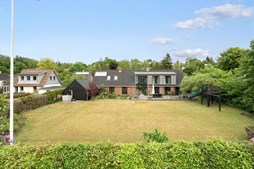 Top 6 over dyreste boliger til salg i Bryrup. Priser op til 35.000.000 kr