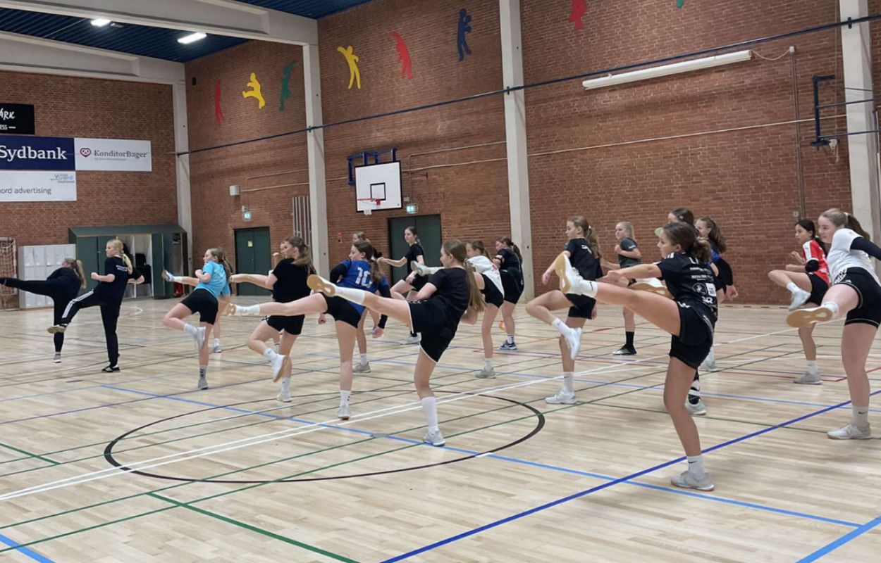 Stavtrup/Viby U15: Håndbold blev krydret med body combat