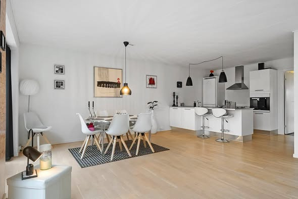 BoligOne Mogens Kragh I/S tilbyder fremvisning af indflytningsklart enderækkehus i Mejdal