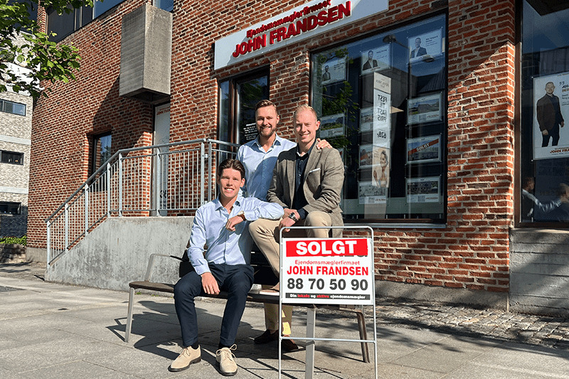 Et fremragende og effektivt boligsalg fra start til slut hos John Frandsen