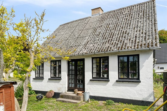 Hyllingeriis 154 er til salg for kun 895.000 kr.: Se de billigste boliger til salg i Skibby her