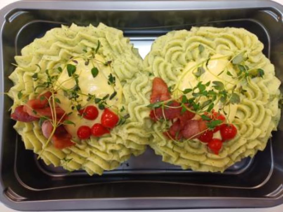 Meny Randers: Bestil hakkebøffer med kartoffelmos og bearnaisesauce til to personer for 79,95 kr. i dag 