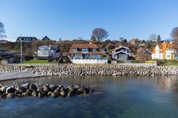 Netop kommet til salg: Nordre Strandvej 172A en af Ålsgårdes dyreste adresser