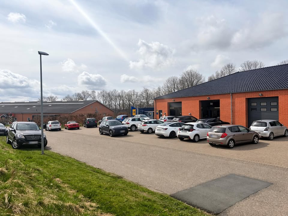 Rs-Service DIT autoværksted i Silkeborg tilbyder omfattende bilservice og reparationer