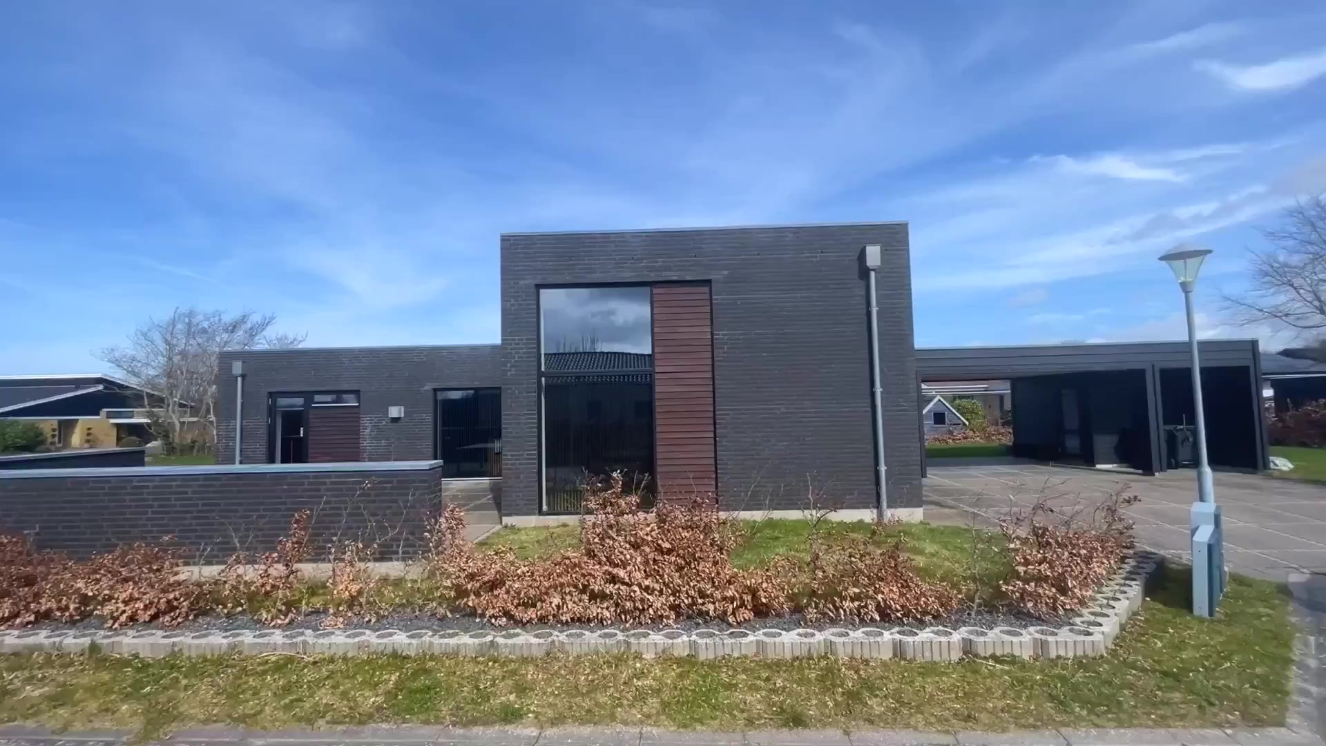 Ejendomsmæglerfirmaet Thomas Risager A/S inviterer til åbent hus i drømmevillaen for den moderne familie i Hjørring