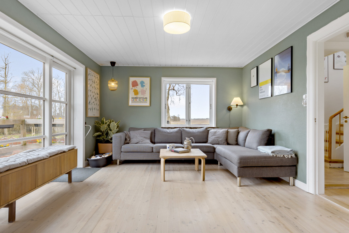 Charmerende villa med naturskøn udsigt til salg hos EDC Trio