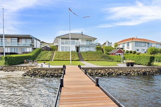 Stranden 25 og 4 andre boliger er kommet til salg denne uge i Kolding - se boligerne her.