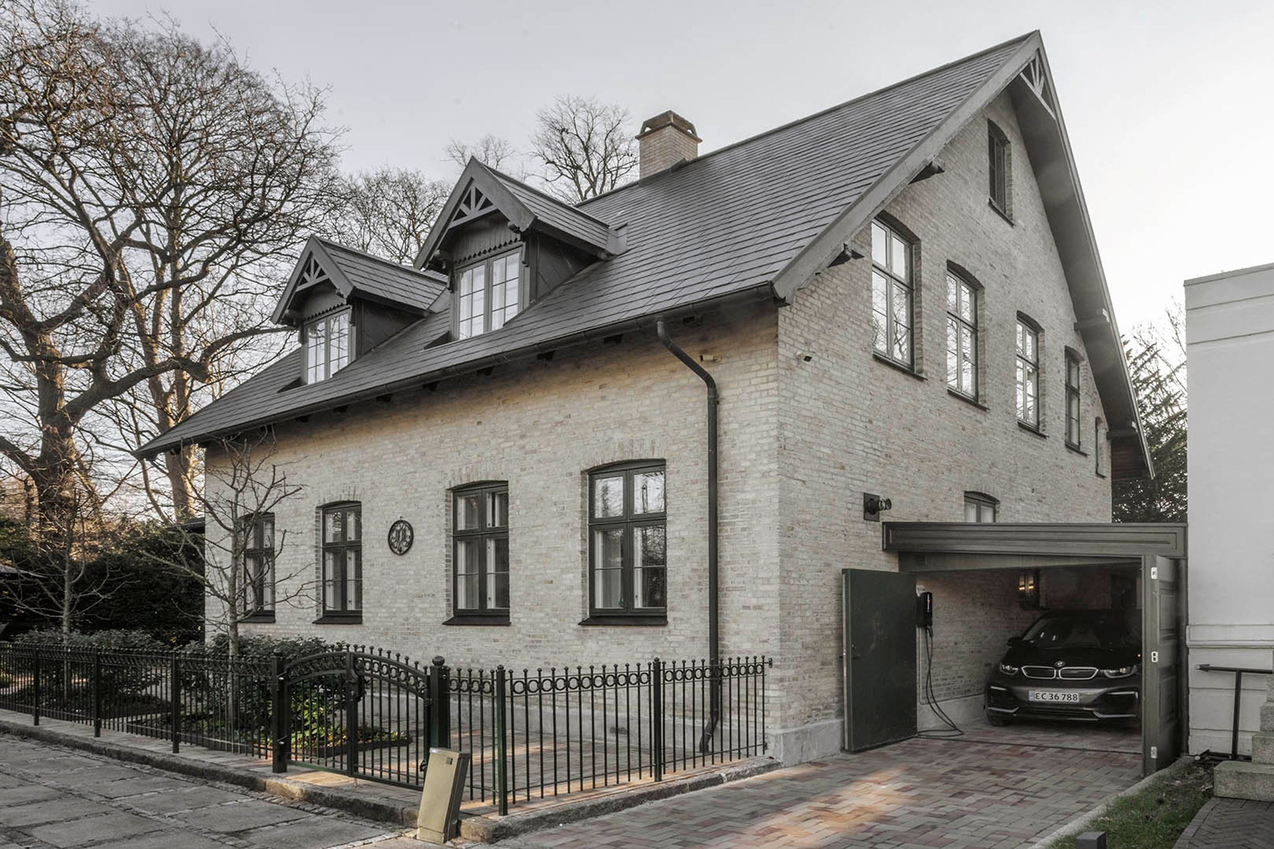 Eksklusiv bolig for 42,9 mio. kroner er netop kommet til salg i Frederiksberg - Se den og de dyreste boliger her