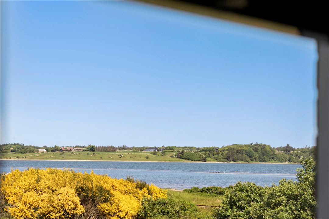 Til salg hos EDC Ejen­doms­grup­pen  Struer : Hyggelig bolig i naturskønt område