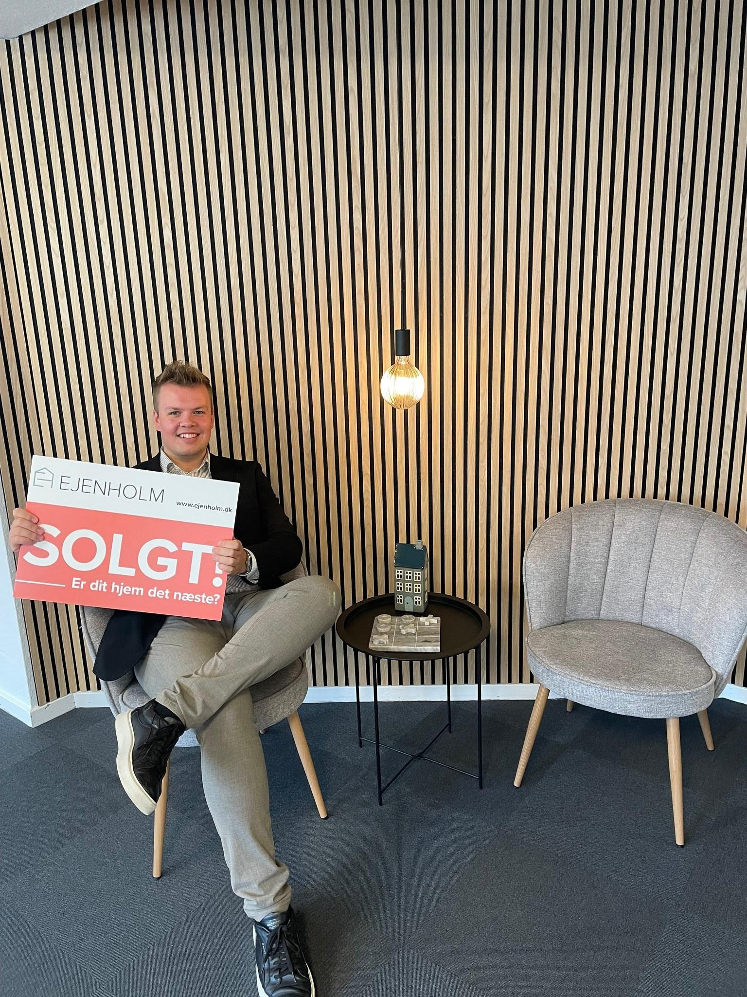 Kunde glad for hurtig og behagelig salgsproces hos Ejenholm Bolig & Erhverv