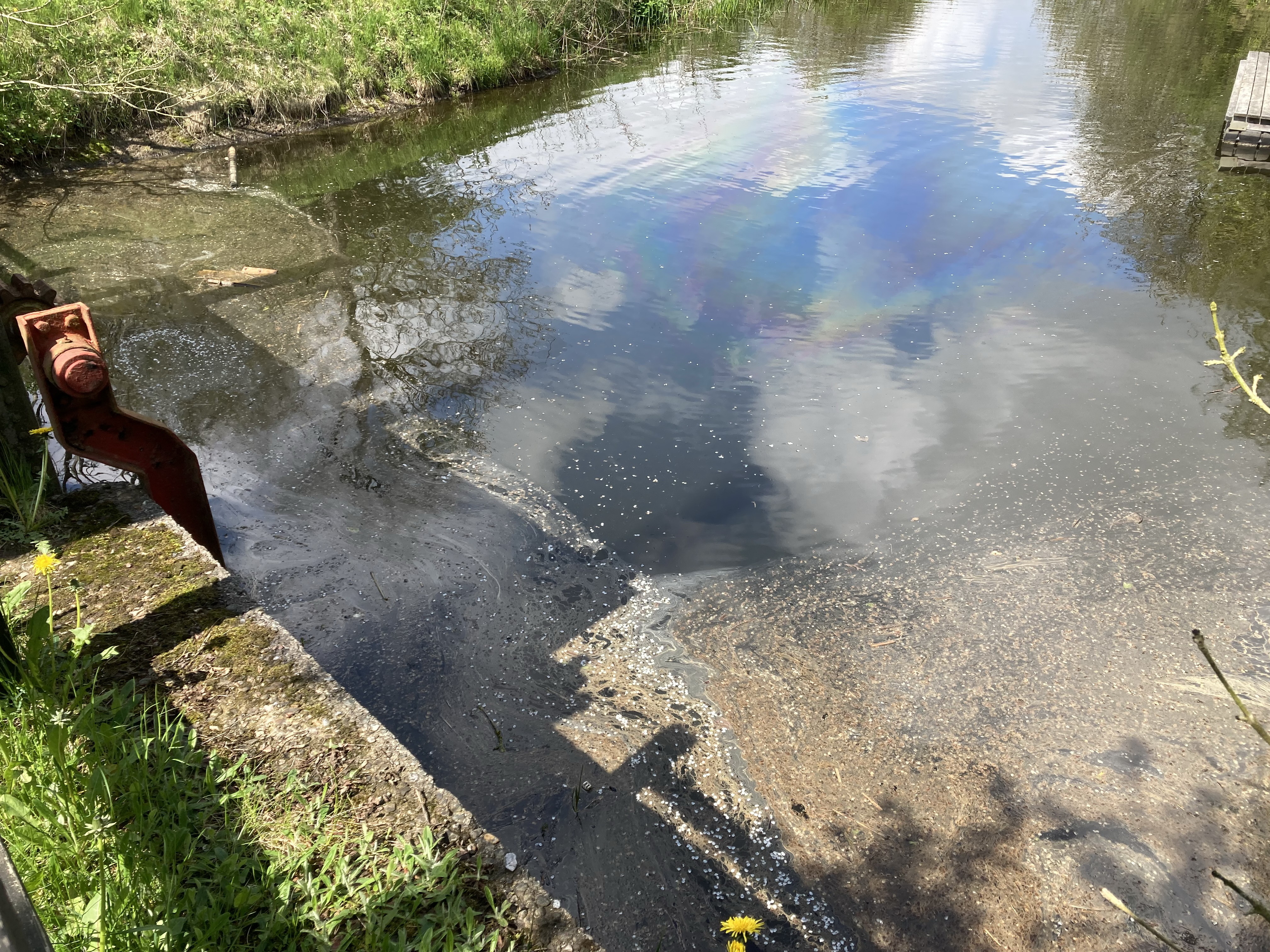 Udslip af dieselolie til kanalen ved Harteværket