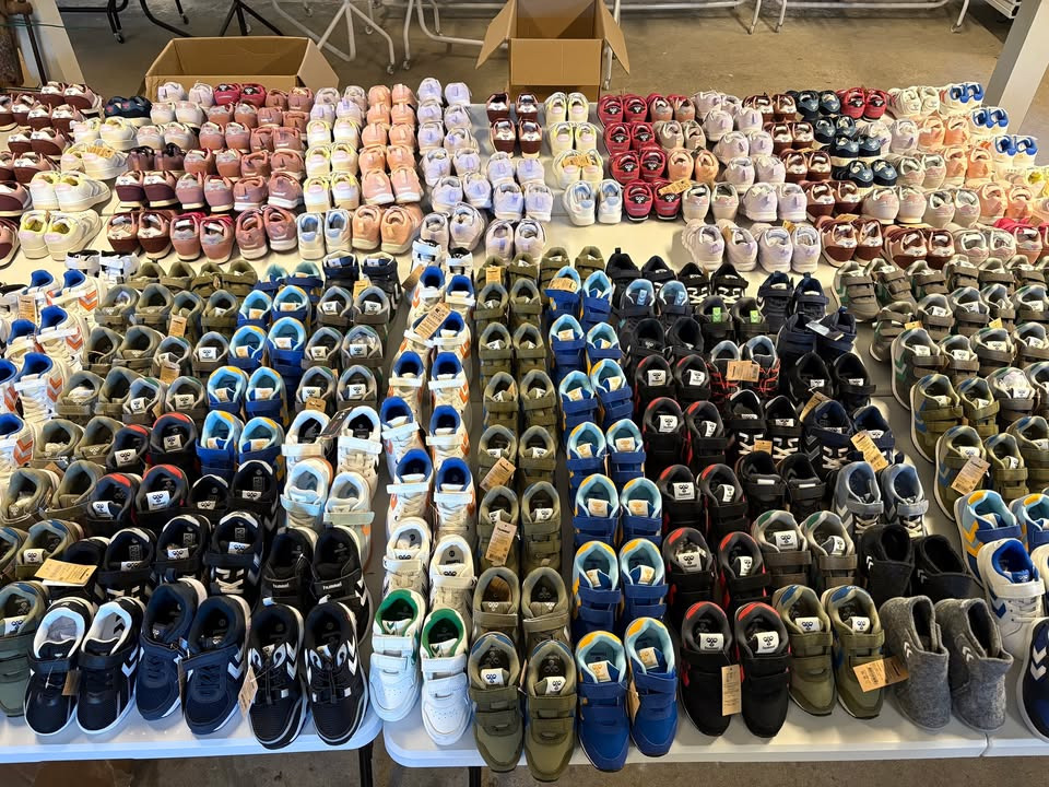 Spar stort på kæmpe lagersalg i Århus hos Lagersalg.com