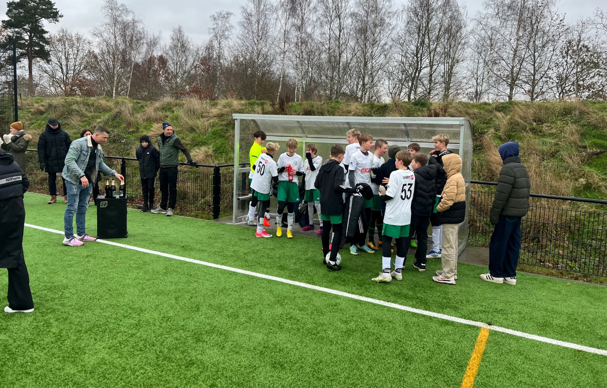 Sejs Svejbæk-drenge rykker op efter spændende sæson