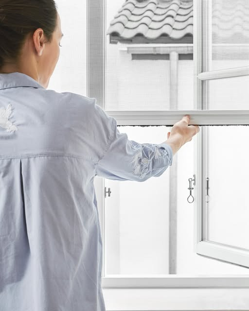 Botex Aabenraa tilbyder myggenet fra Luxaflex mod insekter