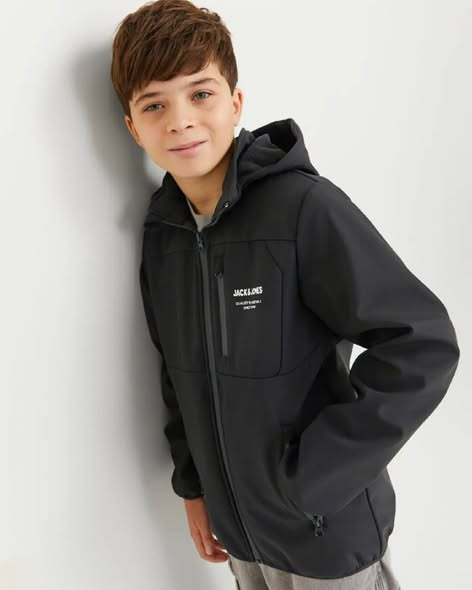 Børneshoppen Brønderslev: Gør klar til foråret med en fed softshell jakke fra Jack&Jones